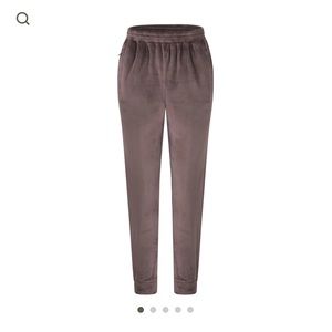 SKIMS Velour Amethyst Jogger